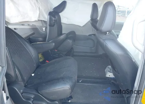 2011 Toyota Sienna Se from USA, damaged, VIN 5TDXK3DC9BS161915